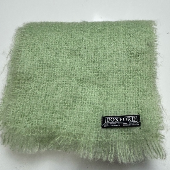 Foxford Ireland mohair blend scarf - Picture 3 of 4
